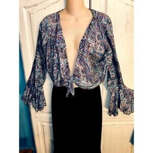 VINTAGE NWT BOHO PAISLEY RUFFLE BELL SLEEVE WRAP BLOUSE MADE IN INDIA OSFA